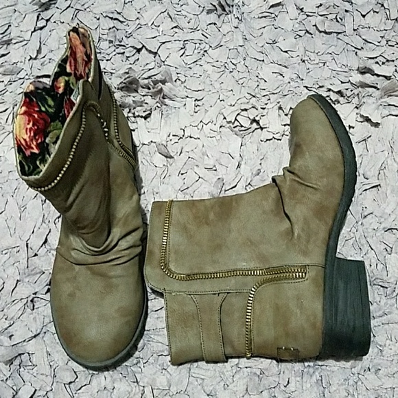 Rocket Dog Shoes - Rocket Dog Moto boots Ankle Booties Womens Size 11